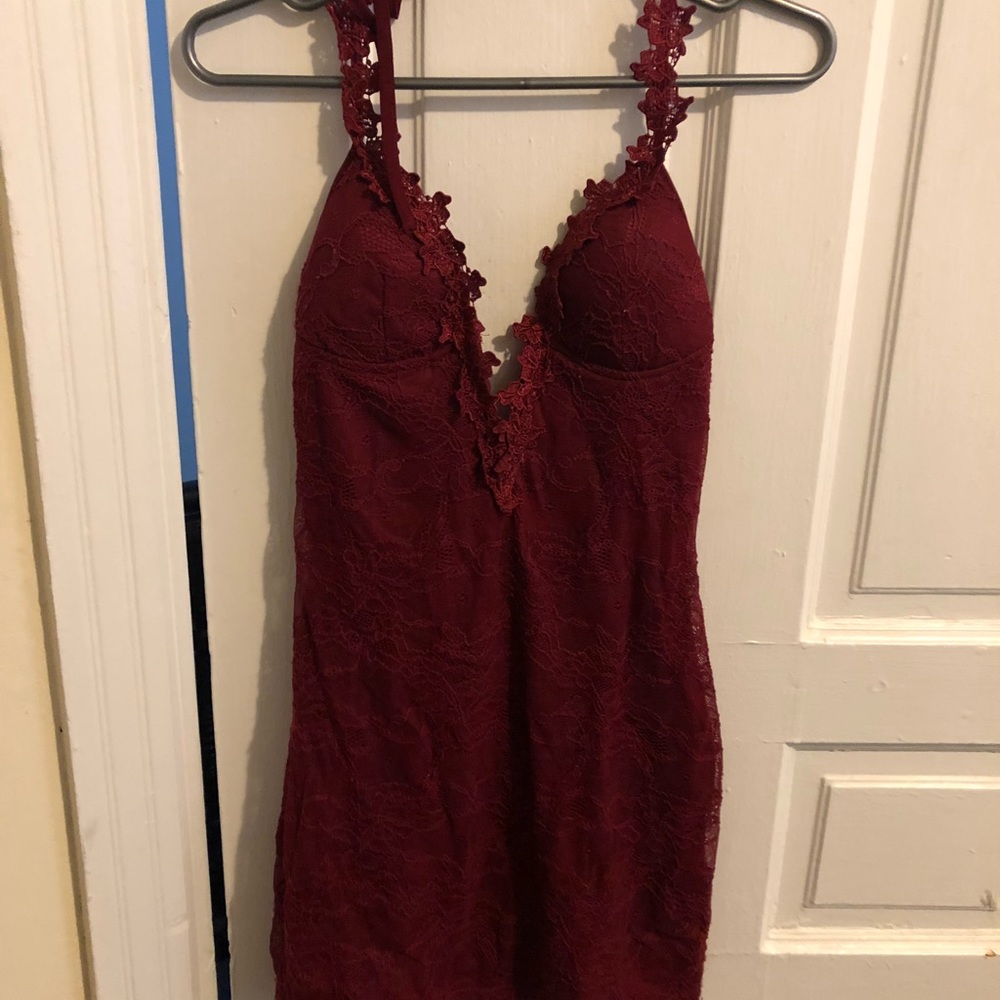 Maroon Tobi Dress, size Medium